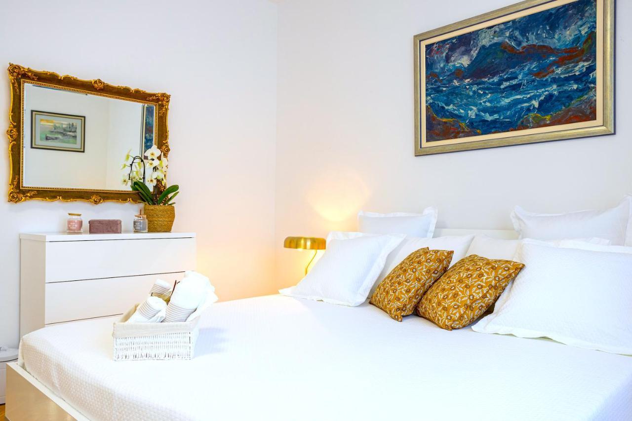 Lux Holiday Apartment Tony @ 10 Min Znjan Beach スプリト エクステリア 写真